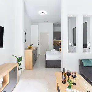 New Luxury In Downtown Daire Selanik